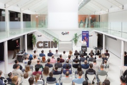 Fotografías de Evento Corporativo en CEIN con Íñigo Cilveti durante la charla Extreme Context Engineering