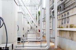Uni&oacute;n de estructura met&aacute;lica y puntos de recarga en Donostia