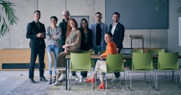 Fotografía de grupo o corporativa diferente para las empresas