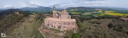 Fotografía aérea con drone de Basílica San Gregorio Ostiense (Sorlada) by yongarin.com