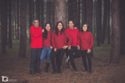 Fotografías en familia en Huarte (Navarra) por Yon Garin