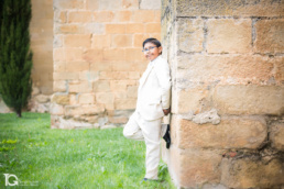 Reportajes individuales previos a la ceremonia de Comuni&oacute;n en A&ntilde;orbe (Navarra) por Yon Garin