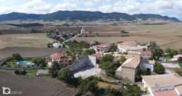 Fotografía con dron del frontón de Uroz (Navarra) por Yon Garin