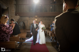Boda de María & Ioseba en la Iglesia San Esteban de Señorío de Otazu por Yon Garin