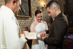 Boda de María & Ioseba en la Iglesia San Esteban de Señorío de Otazu por Yon Garin
