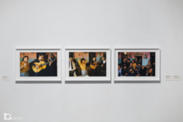 Fotografía de la exposición de Joel Meyerowitz en el teatro Fernán Gómez durante PHotoESPAÑA 2025