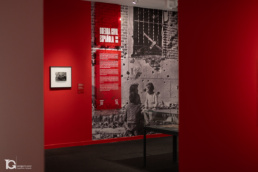Mural informativo sobre la Guerra Civil espa&ntilde;ola visto desde otro &aacute;ngulo