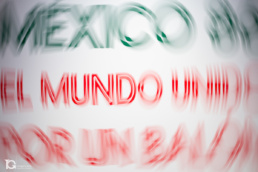 Exposici&oacute;n M&eacute;xico 86. El mundo unido por un bal&oacute;n de Annie Leibovitz en Fundaci&oacute;n Casa de M&eacute;xico en Espa&ntilde;a